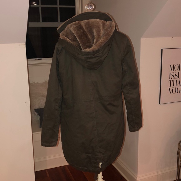 Forever 21 winter coat - Picture 2 of 3